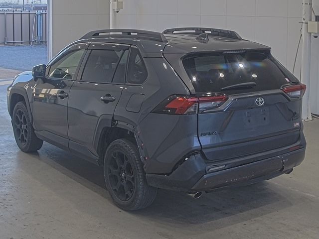 2021 Toyota RAV4 4WD Adventure Off-Road Package auction photo 2
