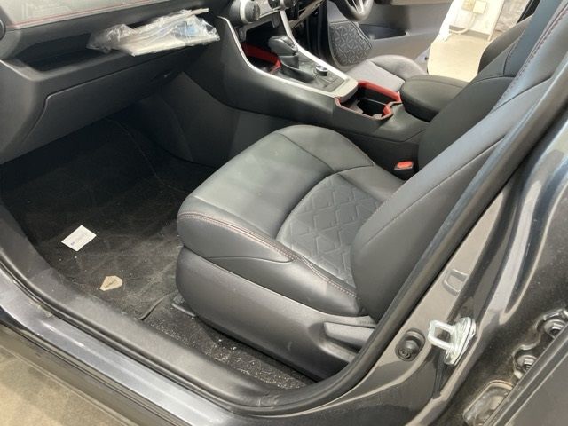 2021 Toyota RAV4 4WD Adventure Off-Road Package auction photo 9