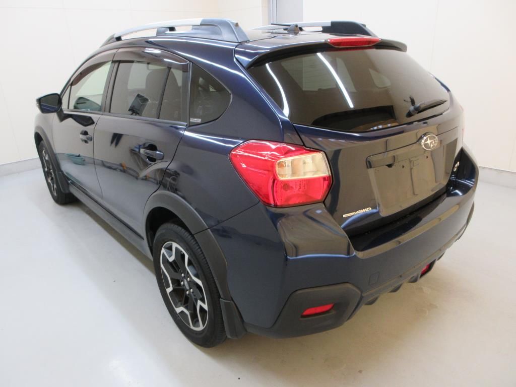 2016 Subaru XV 2.0i-L EyeSight auction photo 5