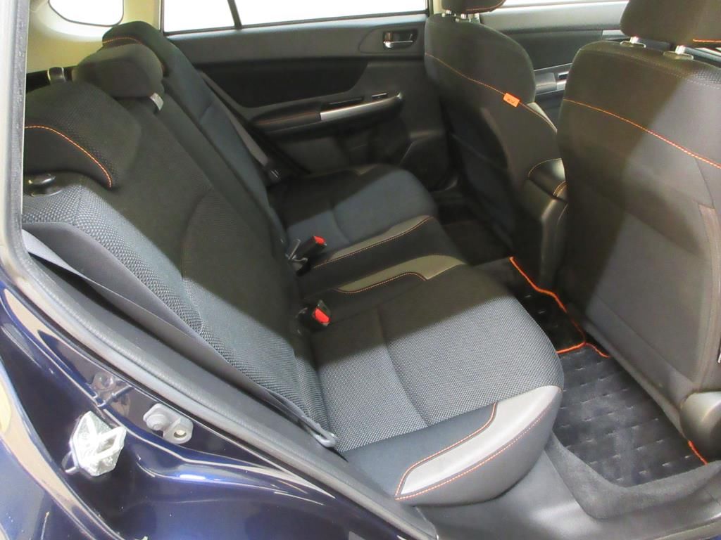 2016 Subaru XV 2.0i-L EyeSight auction photo 7