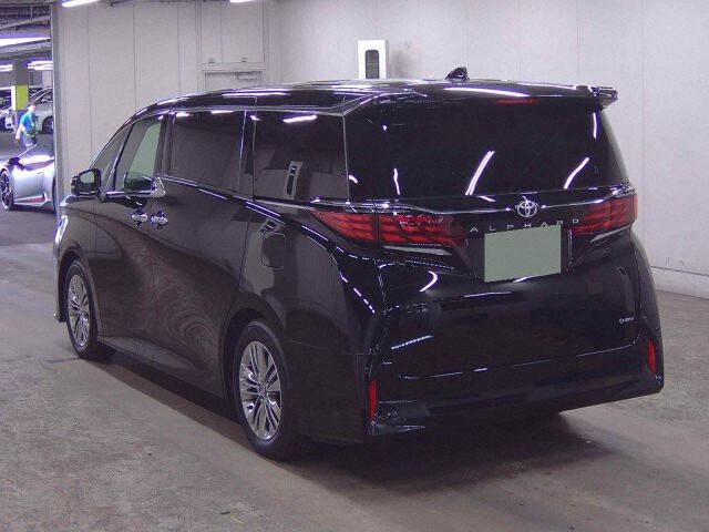 2026 Toyota Alphard Z auction photo 2