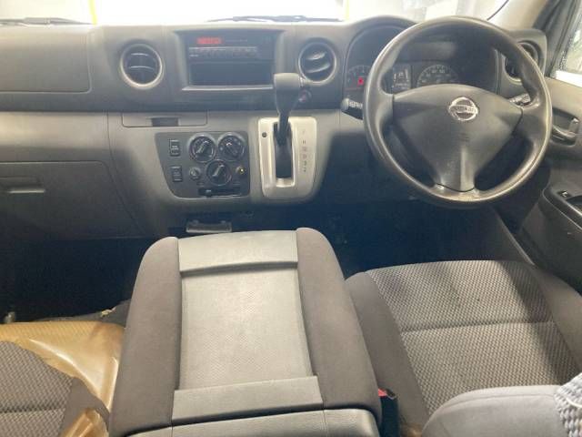 2013 Nissan NV350 Caravan DX auction photo 2