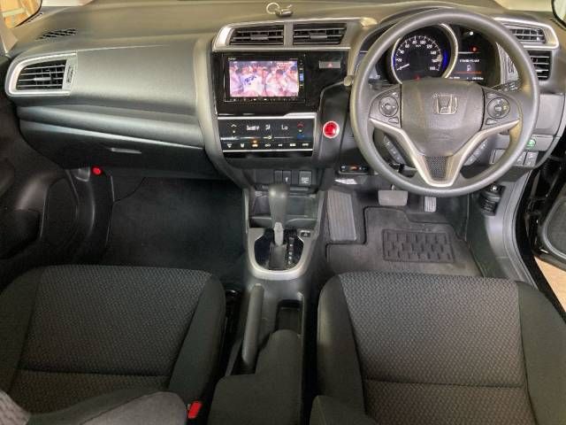 2018 Honda Fit 13G・L ホンダセンシング auction photo 2