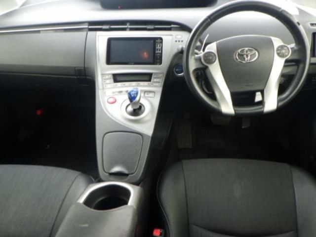2015 Toyota Prius G auction photo 3