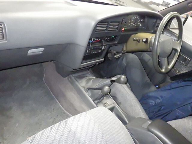 1995 Toyota Hilux Double Cab SSR-X 4WD auction photo 3