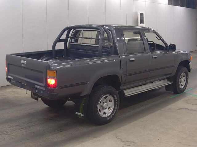 1995 Toyota Hilux Double Cab SSR-X 4WD auction photo 5