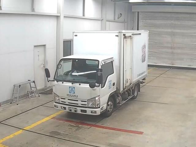 2014 Isuzu Elf バン Japan auction vehicle