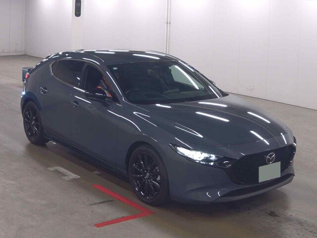 Japan Auction Vehicles 8 2023 Mazda 3ファストバック XD Black Tone ED auction photo