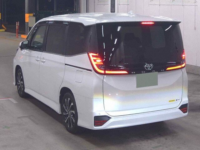 2026 Toyota Noah Hybrid S-Z auction photo 2