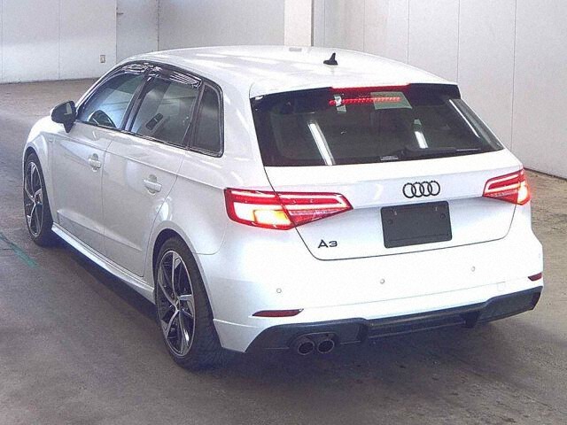 2019 Audi A3 スポB SラブラックS auction photo 2