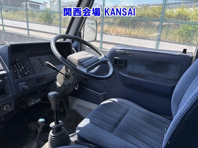 1990 Toyota Hiace Hira auction photo 5