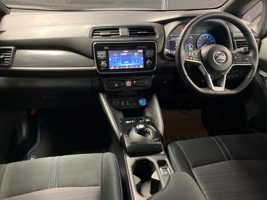 2019 Nissan Leaf G auction photo 3