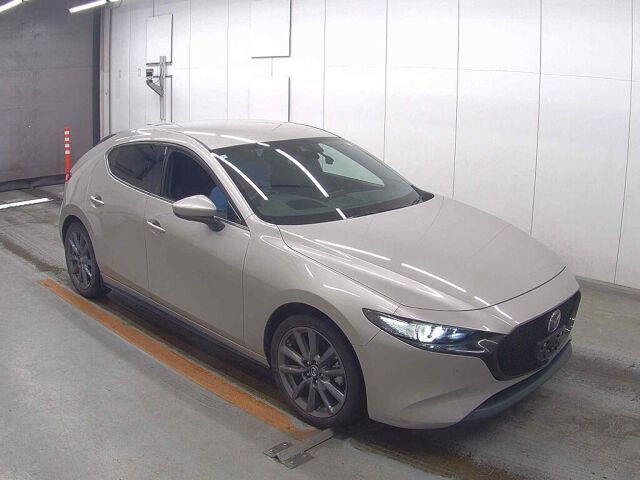 2023 Mazda 3ファストバック XD Proactive Japan auction vehicle