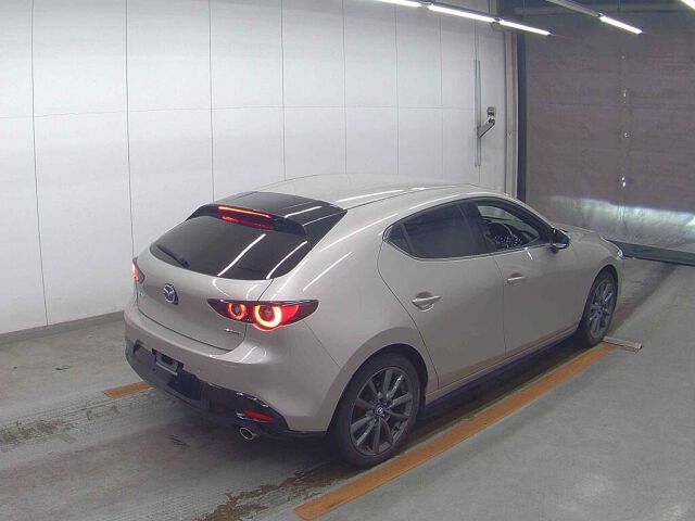 2023 Mazda 3ファストバック XD Proactive auction photo 5