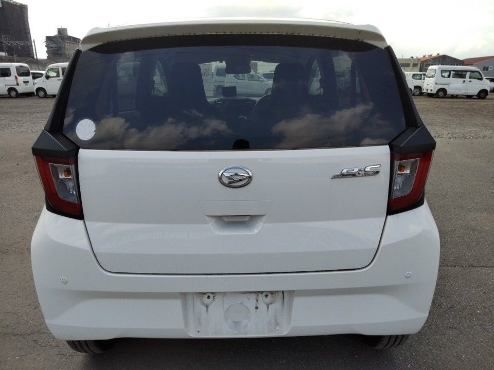 2021 Daihatsu Mira e:S auction photo 5