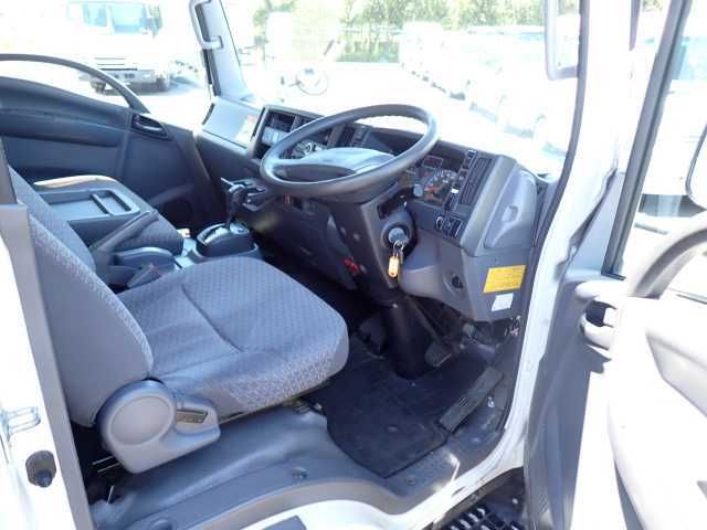2019 Isuzu Elf 2.0t Frozen auction photo 8