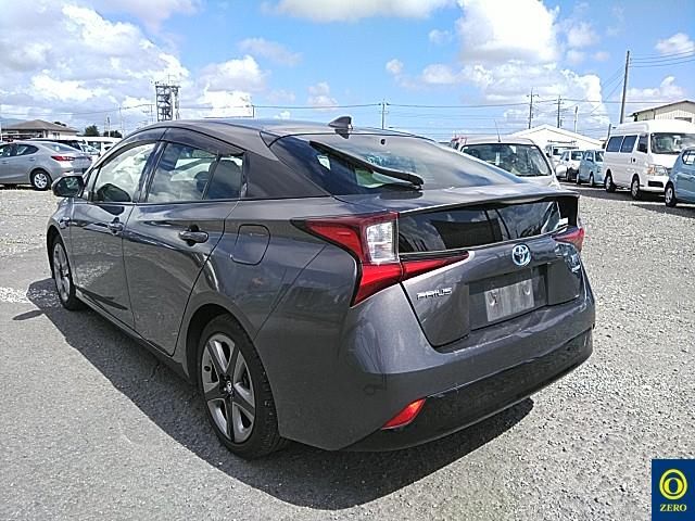 2019 Toyota Prius auction photo 3