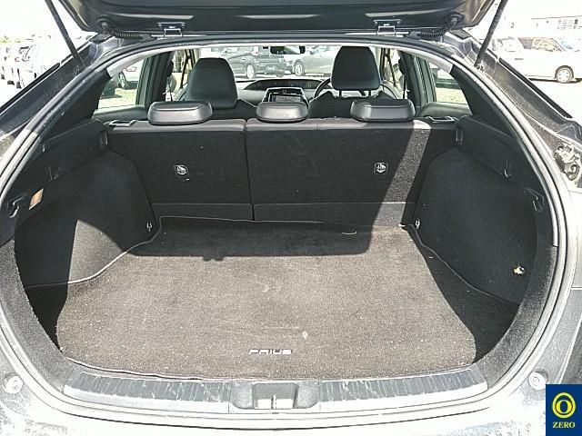 2019 Toyota Prius auction photo 9