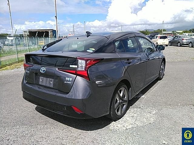 2019 Toyota Prius auction photo 4
