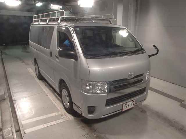 Japan Auction Vehicles 11 2020 Toyota Hiace DX GLパッケージ auction photo