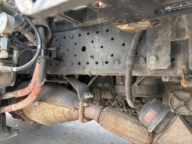 2009 Isuzu Elf 3-Ten Dump auction photo 17