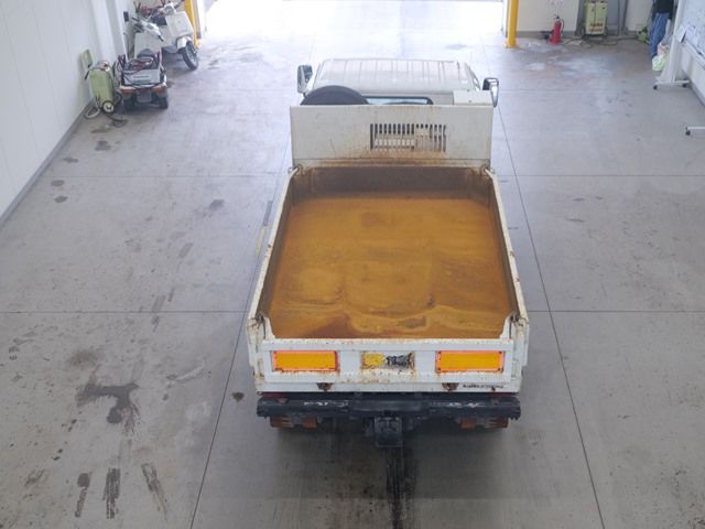 2009 Isuzu Elf 3-Ten Dump auction photo 3