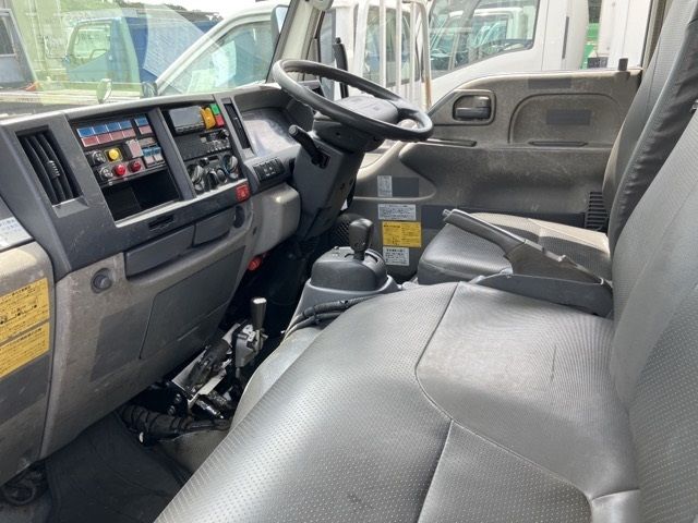 2009 Isuzu Elf 3-Ten Dump auction photo 5