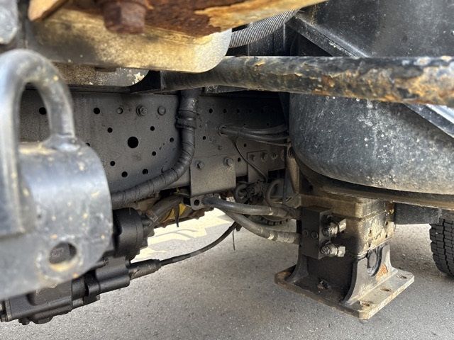 2009 Isuzu Elf 3-Ten Dump auction photo 12