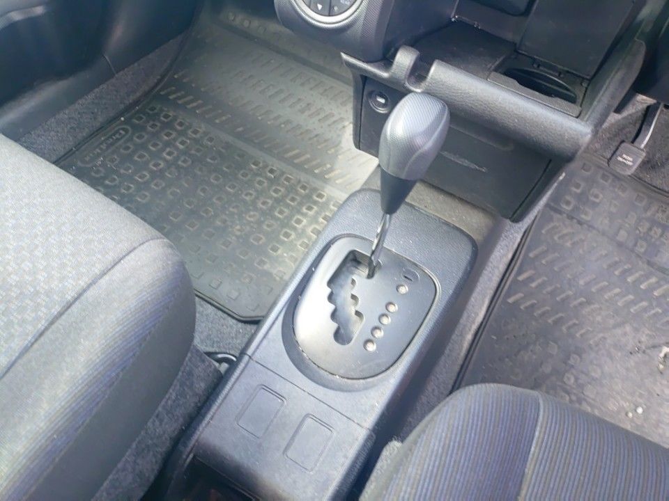 2021 Toyota Probox auction photo 12