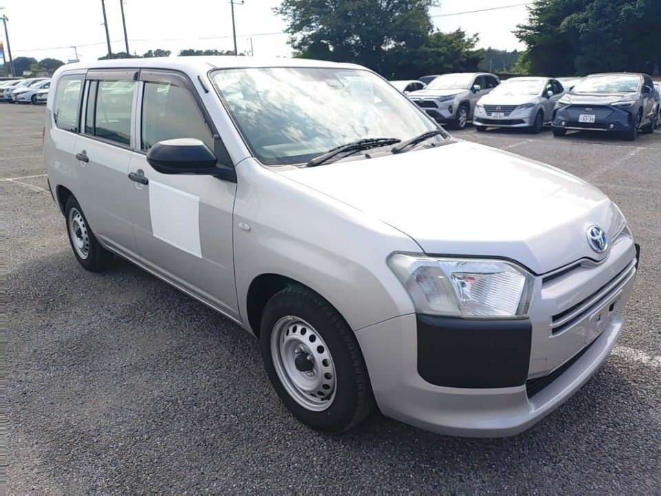 2021 Toyota Probox auction photo 4