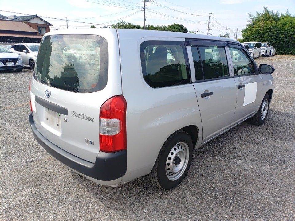 2021 Toyota Probox auction photo 2