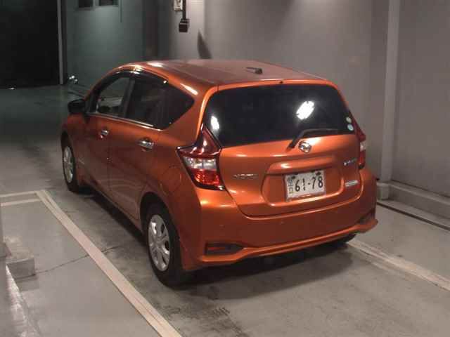 2017 Nissan Note e-パワーX エマブレ auction photo 2