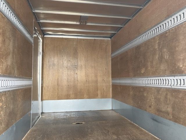 2012 Isuzu Elf アルミバン auction photo 20