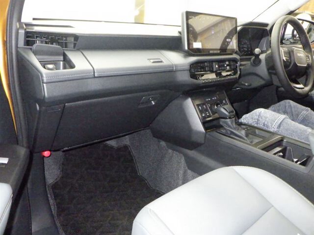 2026 Toyota Hilux Z Adventure 4WD auction photo 3