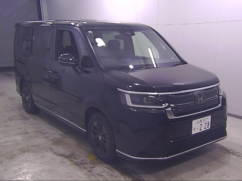 2026 Honda Stepwgn 4WD Japan auction vehicle