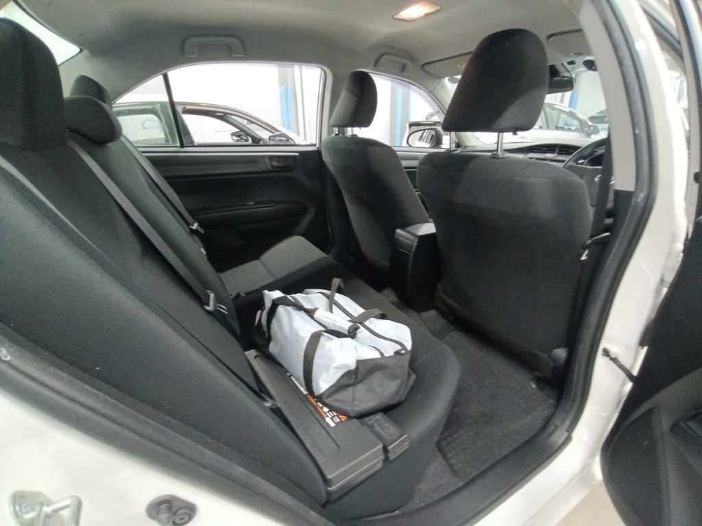 2021 Toyota Corolla Axio EX 4WD auction photo 12