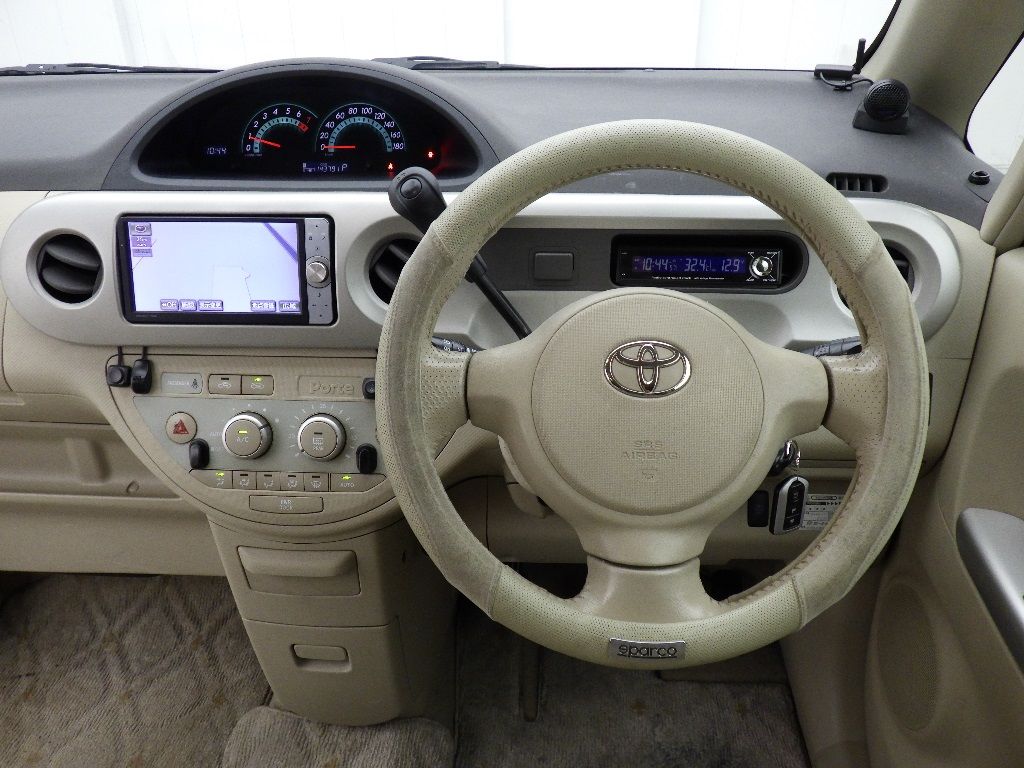 2006 Toyota Porte 4WD 150i C Package auction photo 3