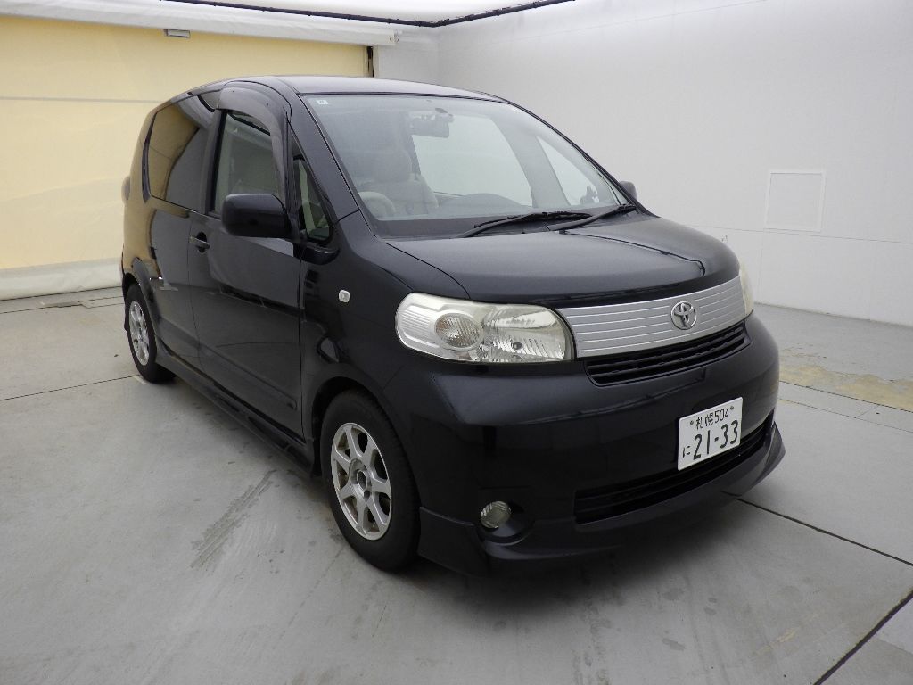 Japan Auction Vehicles 10 2006 Toyota Porte 4WD 150i C Package auction photo