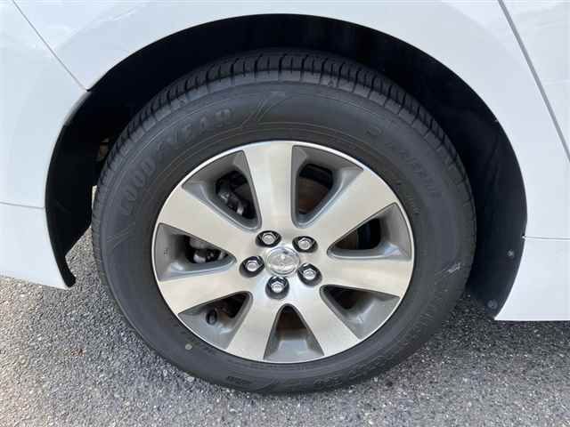 2016 Toyota Prius S auction photo 8