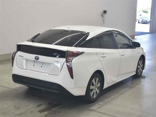 2016 Toyota Prius S auction photo 5