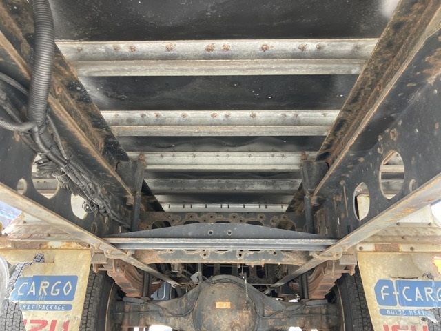 2013 Isuzu Forward Aluminum van auction photo 14