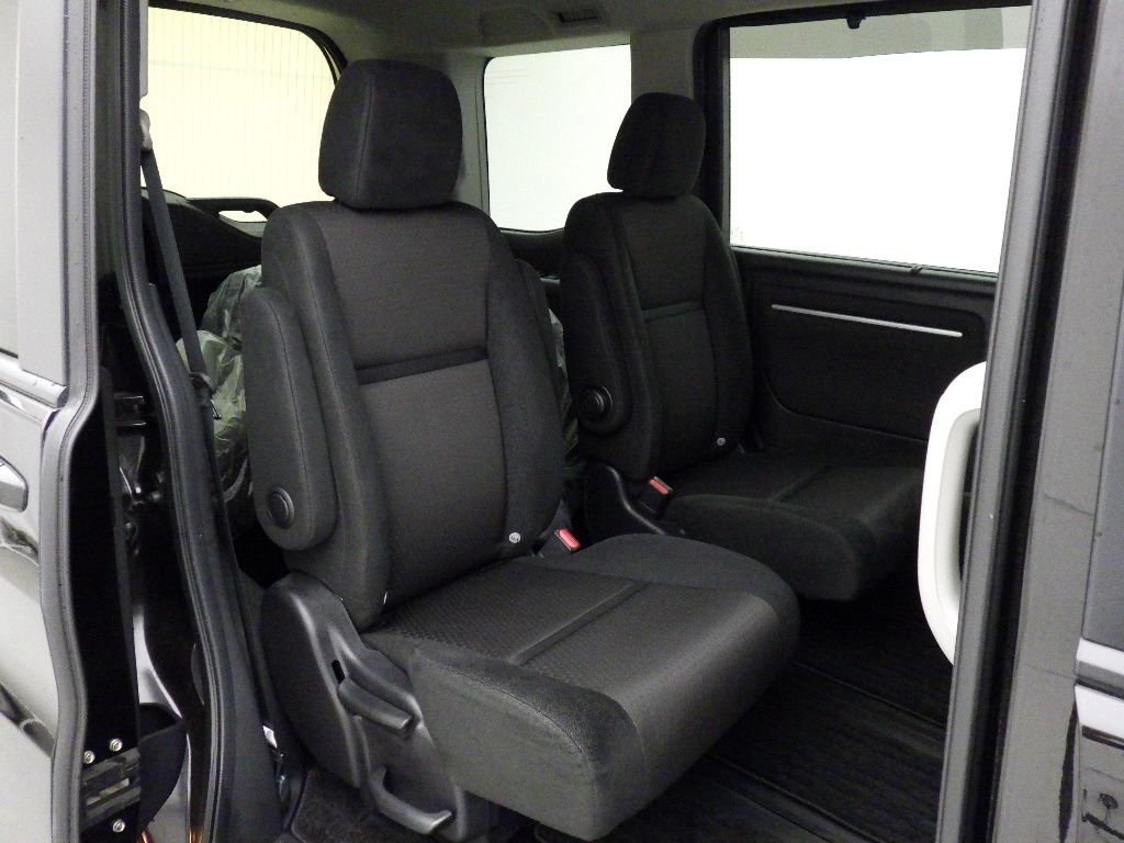 2021 Honda Stepwgn 4WD ホンダセンシング auction photo 7