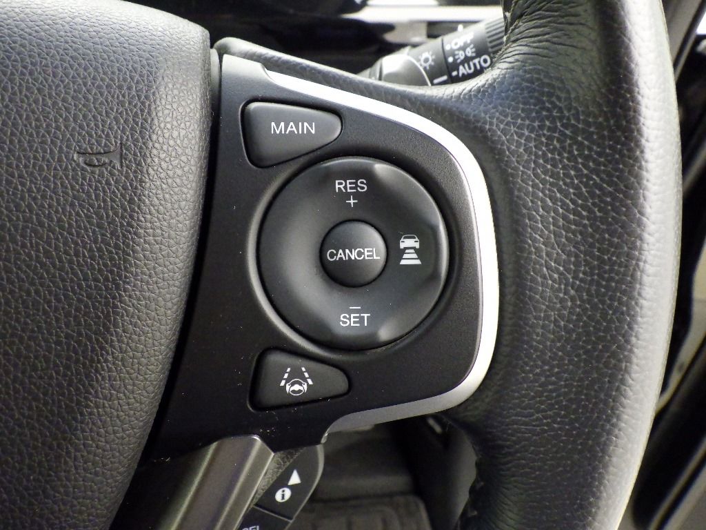 2021 Honda Stepwgn 4WD ホンダセンシング auction photo 9