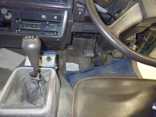 1989 Mitsubishi Fuso Fighter dump auction photo 7