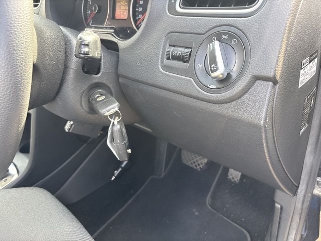 2010 Volkswagen VW ポロ 1.4 コンフォートライン auction photo 6