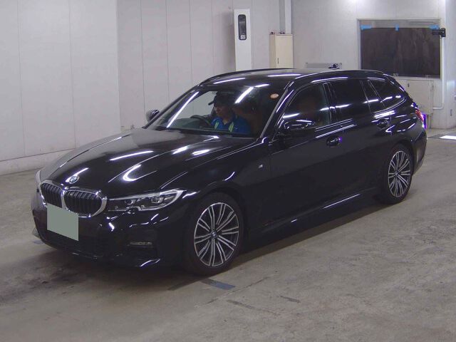 2020 BMW 3 Series 320DXDRツリMスポ 4WD auction photo 4