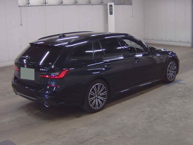 2020 BMW 3 Series 320DXDRツリMスポ 4WD auction photo 5