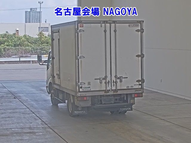 2010 Toyota Dyna レイゾウレイトウ auction photo 2