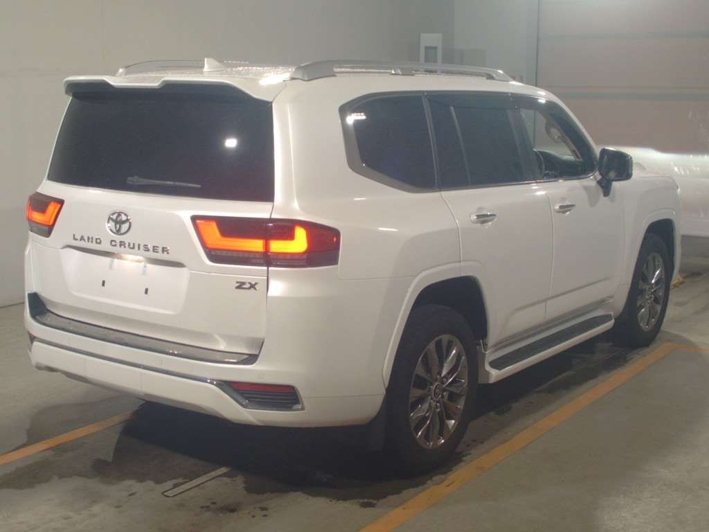 2023 Toyota Land Cruiser ZX 4WD auction photo 2