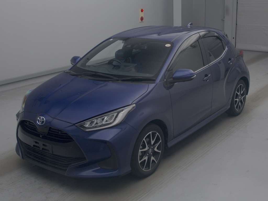 Japan Auction Vehicles 4 2021 Toyota Yaris Hybrid Z auction photo